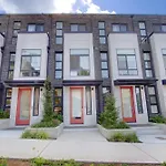Gorgeous New Townhome On Capitol Hill, Close To Everything!